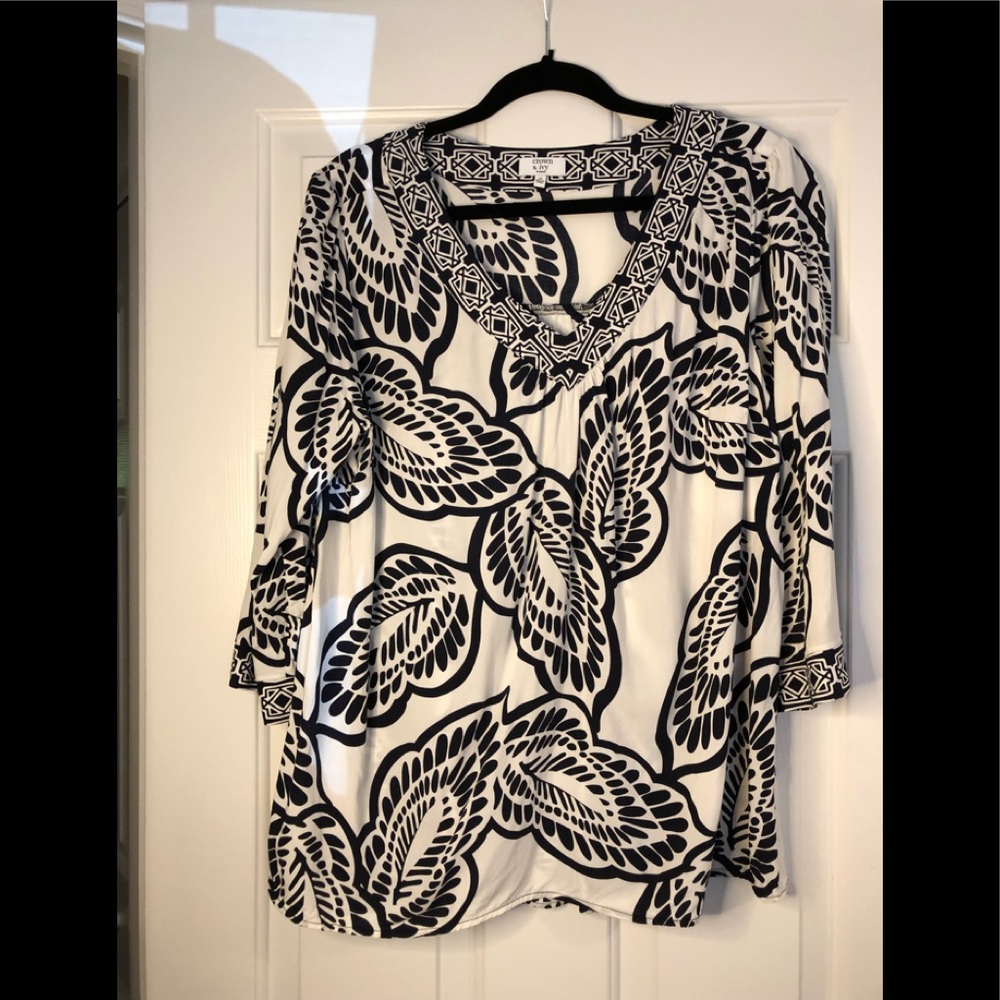 Women’s Crown and Ivy plus size blouse